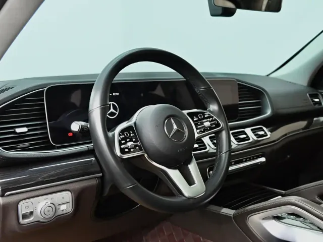 Mercedes-Benz GLE-Class — Фото автомобиля 17