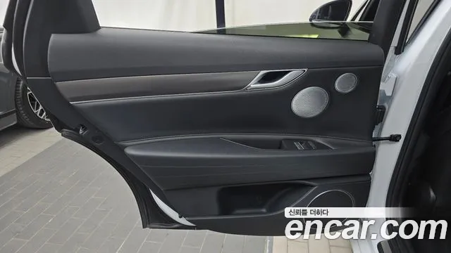 Genesis G80 RG3 — Фото автомобиля 14