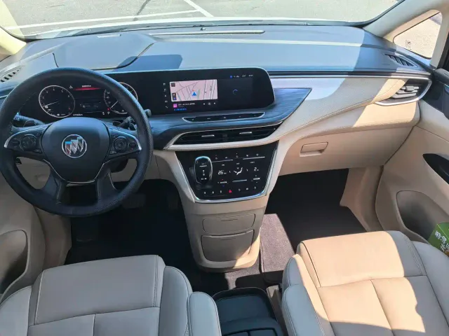 Buick GL8 — Фото автомобиля 5