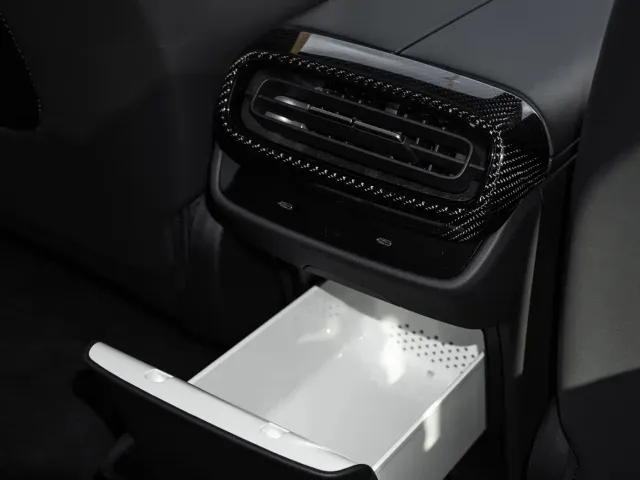 Xiaomi Auto Xiaomi SU7 Ultra 2025 Model Ultra — Фото автомобиля 16