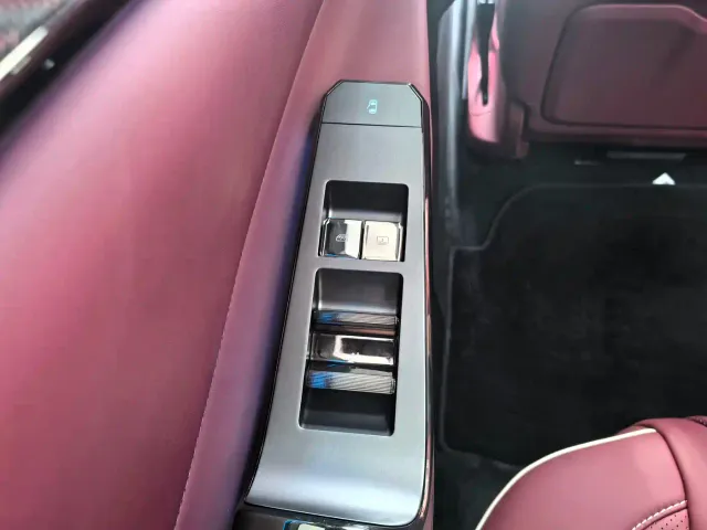 Denza Z9GT — Фото автомобиля 16