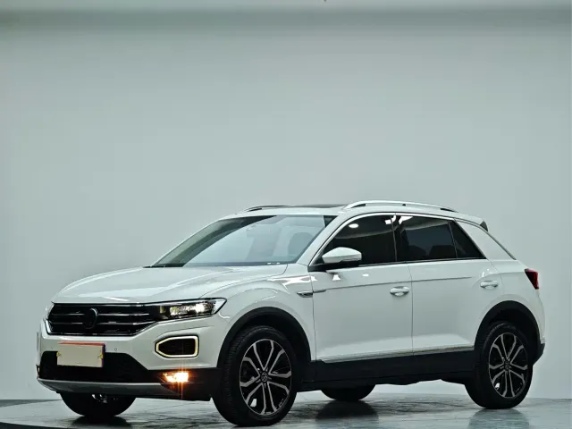 Volkswagen T-Roc — Фото автомобиля 2