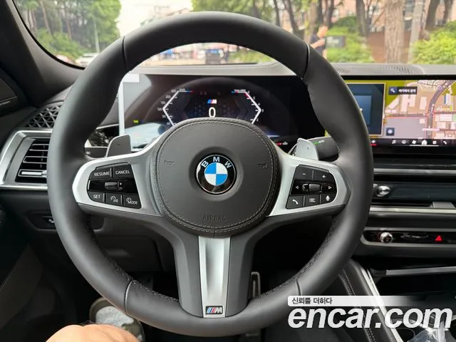 BMW X6 — Фото автомобиля 10