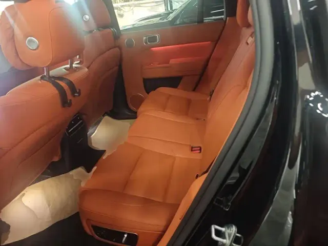 Li Auto L7 — Фото автомобиля 16