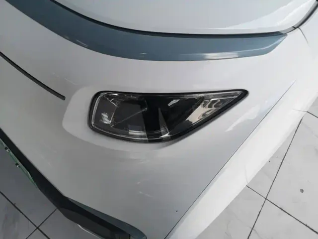 Wuling NanoEV — Фото автомобиля 23