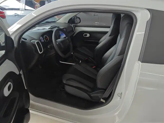 Roewe Clever — Фото автомобиля 14