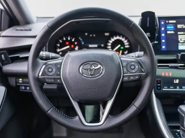 Toyota Avalon — Фото автомобиля 11