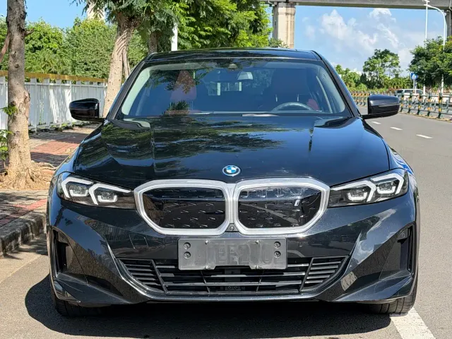 BMW i3 — Фото автомобиля 2