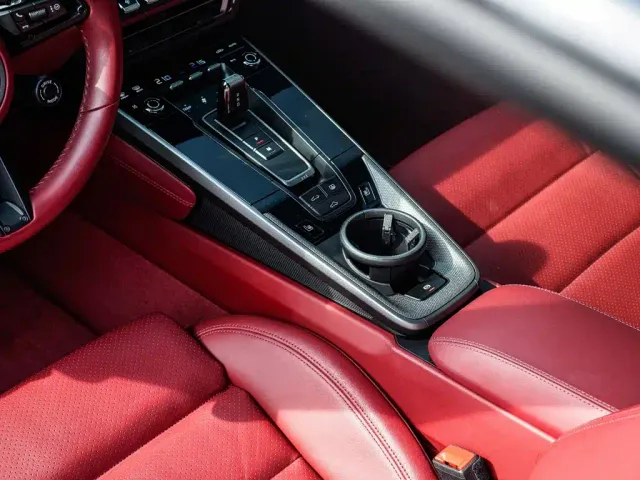 Porsche 911 — Фото автомобиля 5