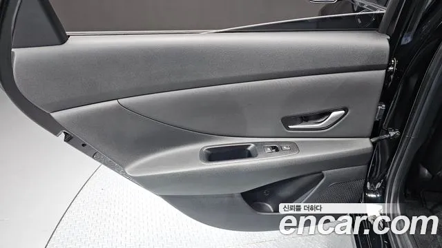 Hyundai Avante CN7 — Фото автомобиля 14