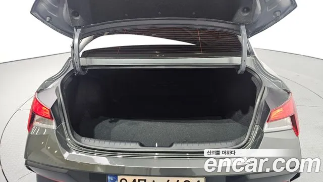 Hyundai Avante CN7 — Фото автомобиля 14