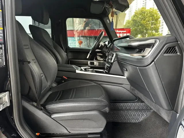 Mercedes-Benz G-Class — Фото автомобиля 9