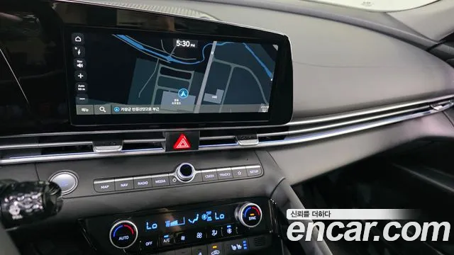 Hyundai AVANTE Новый Avante (CN7) — Фото автомобиля 13