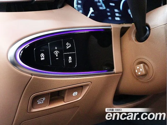 Genesis GV70 — Фото автомобиля 7
