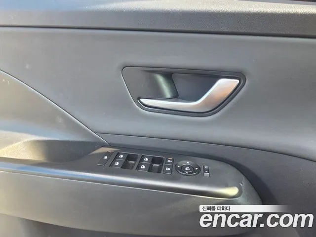 Hyundai Kona SX2 — Фото автомобиля 5