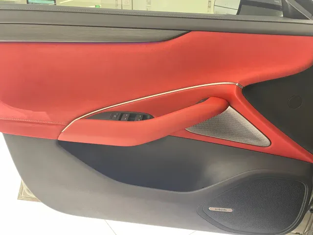 Xiaomi SU7 — Фото автомобиля 7