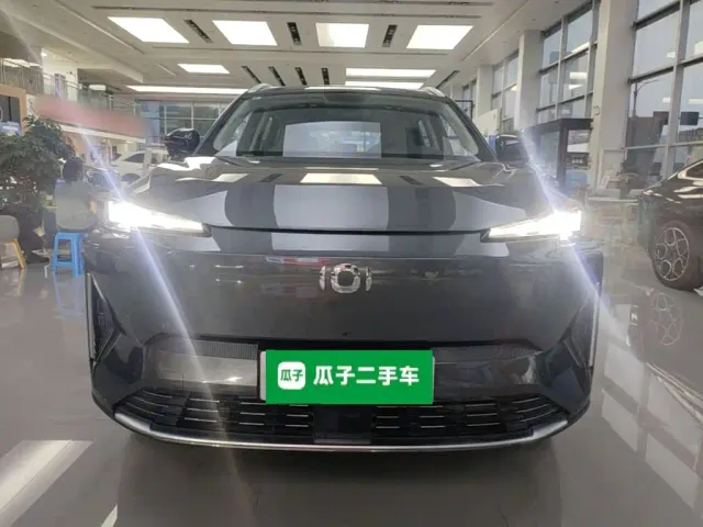 Changan Qiyuan Q05 — Фото автомобиля 2