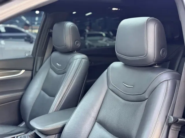Cadillac XT5 — Фото автомобиля 13