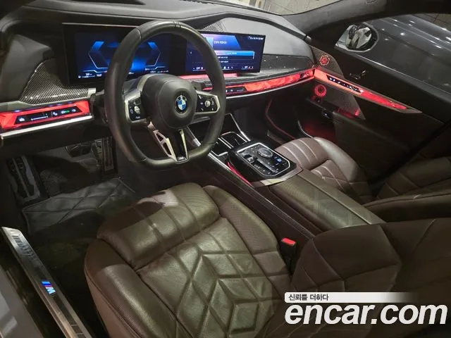 BMW 7 Series G70 — Фото автомобиля 7
