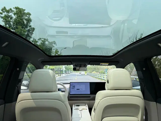 Li Auto i6 — Фото автомобиля 12