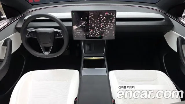 Tesla Model Y — Фото автомобиля 7