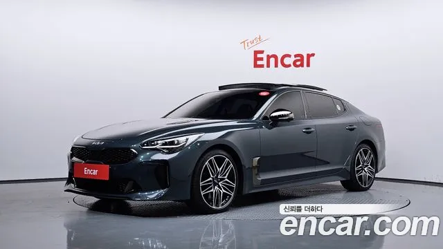 Фотография автомобиля — Kia Stinger Meister