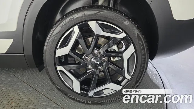 Kia Seltos — Фото автомобиля 6