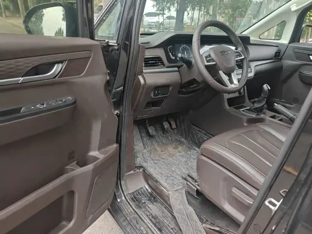 BAW (Beijing Automobile Works) Ruisheng Ace M7 2023 Model 2.0L Long Wheelbase Business 7-Seater — Фото автомобиля 15