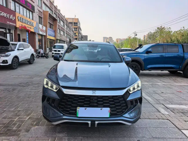 BYD Song Pro — Фото автомобиля 2