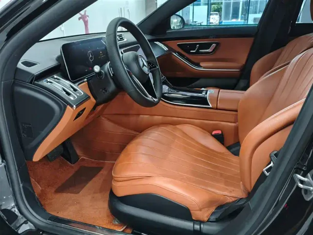 Mercedes-Benz S-Class — Фото автомобиля 8