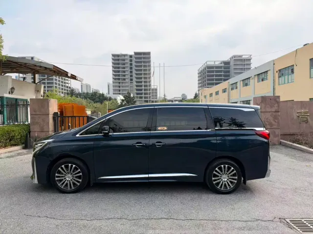 GAC Trumpchi M8 — Фото автомобиля 4