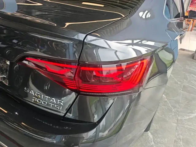 Volkswagen Sagitar — Фото автомобиля 7