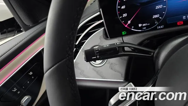 Mercedes-Benz E-Class — Фото автомобиля 30