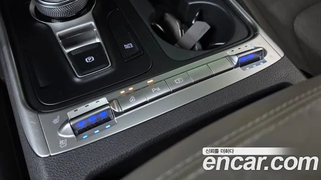 Kia Carnival 4th Gen — Фото автомобиля 24