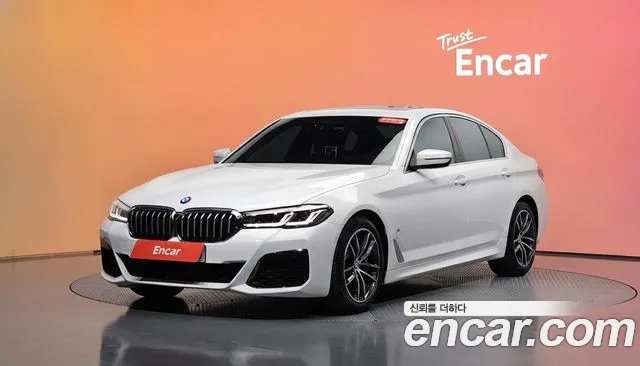 Фотография автомобиля — BMW 5 Series G30
