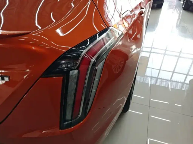 Cadillac CT4 — Фото автомобиля 7