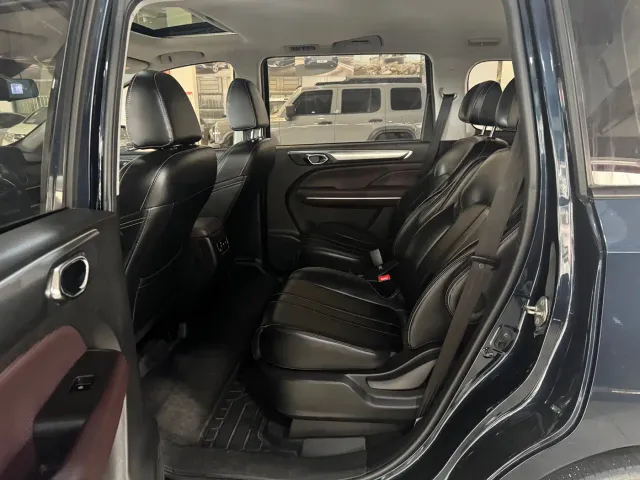 GAC Trumpchi M6 — Фото автомобиля 13