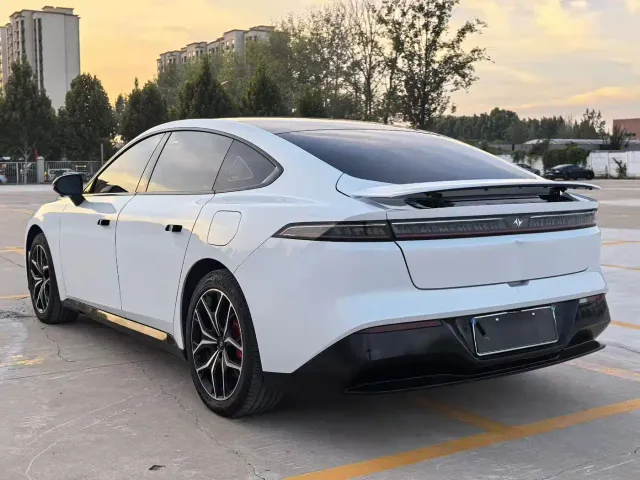 Dongfeng eπ 007 — Фото автомобиля 7
