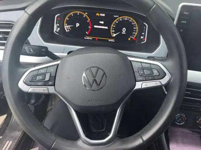 Volkswagen Lavida — Фото автомобиля 15