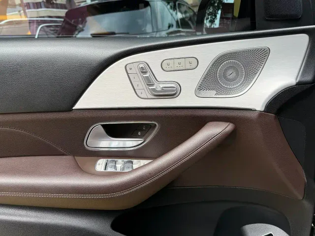 Mercedes-Benz GLE-Class — Фото автомобиля 10