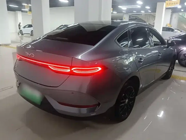 BYD Qin PLUS — Фото автомобиля 6