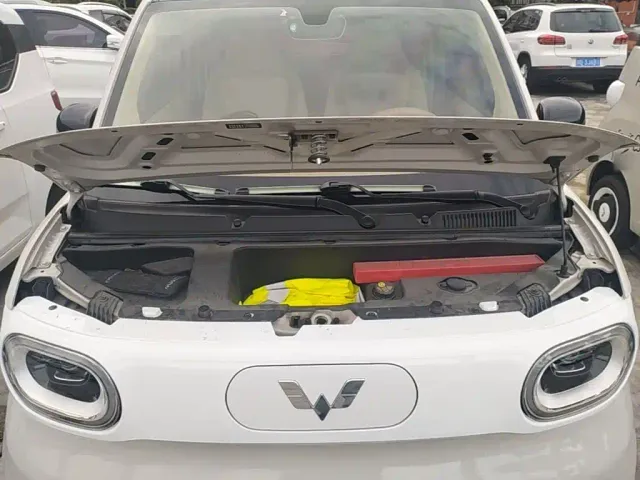 Wuling Hongguang Mini EV — Фото автомобиля 19
