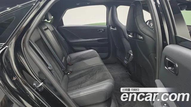Hyundai Ioniq6 — Фото автомобиля 2