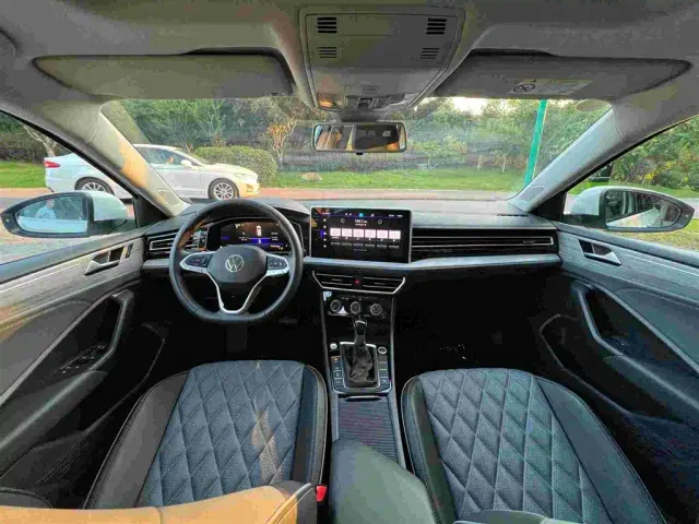 Volkswagen Sagitar — Фото автомобиля 10