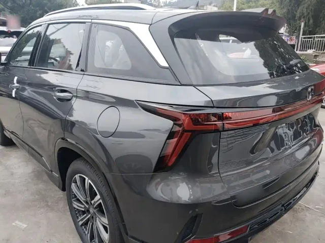 Changan CS75 Plus — Фото автомобиля 4