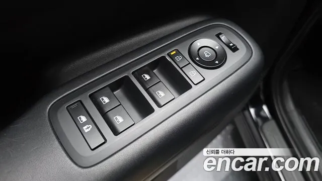 Hyundai Santafe Santa Fe (MX5) Бензин 2.5T 2WD — Фото автомобиля 27