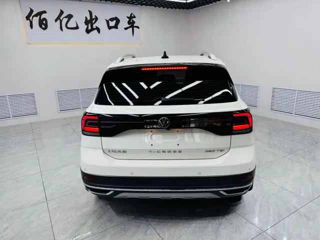 Volkswagen T-Cross — Фото автомобиля 5