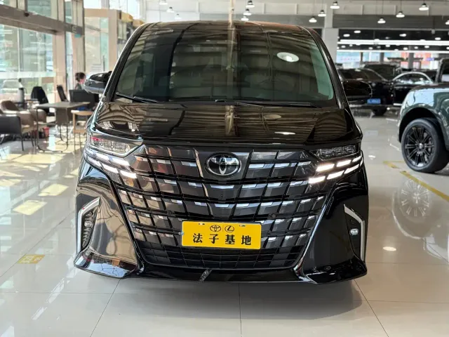 Toyota Alphard — Фото автомобиля 2