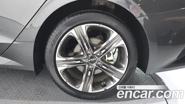 Kia K5 Signature — Фото автомобиля 5