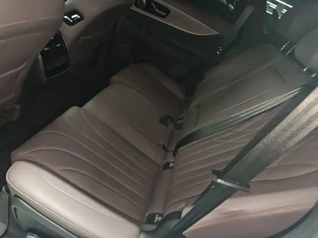 Chery Tiggo 9 — Фото автомобиля 16